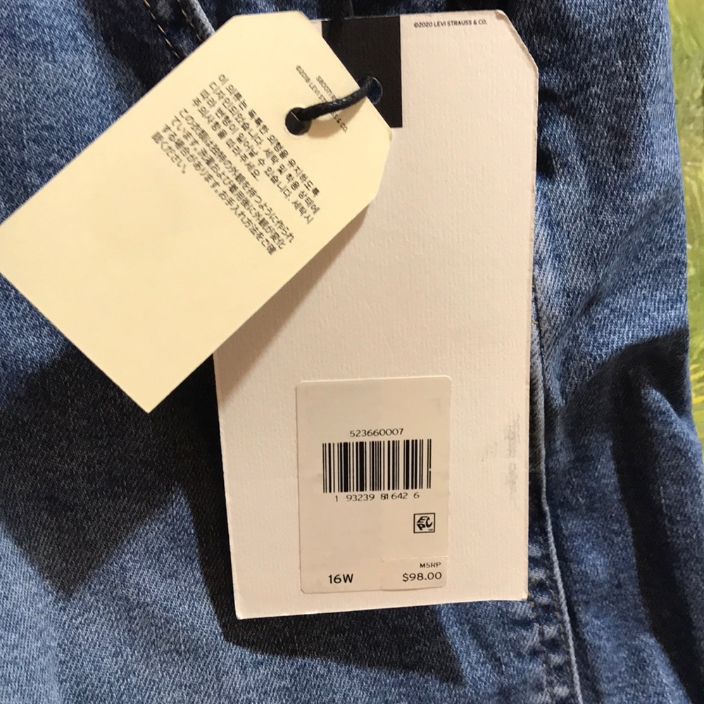 Levi’s Premium Plus Shortalls Free Ride NWT NO OFFERS ACCEPTED - Picture 12 of 12